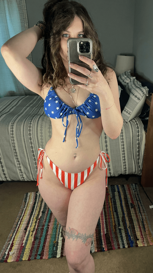 Happy Independence Day! ?? wanna bang? ?