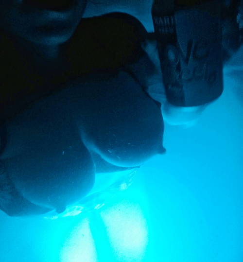 Hot tub boobs brought to you by: (beer name in comments because automod pulled by first try ðŸ˜‚)