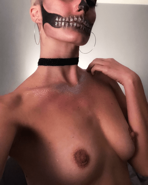 Happy Halloween ðŸ‘» (f)