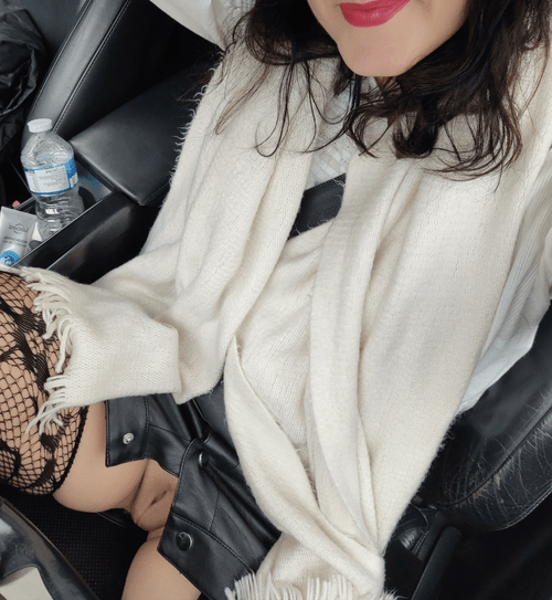 Mommy will give you a lift