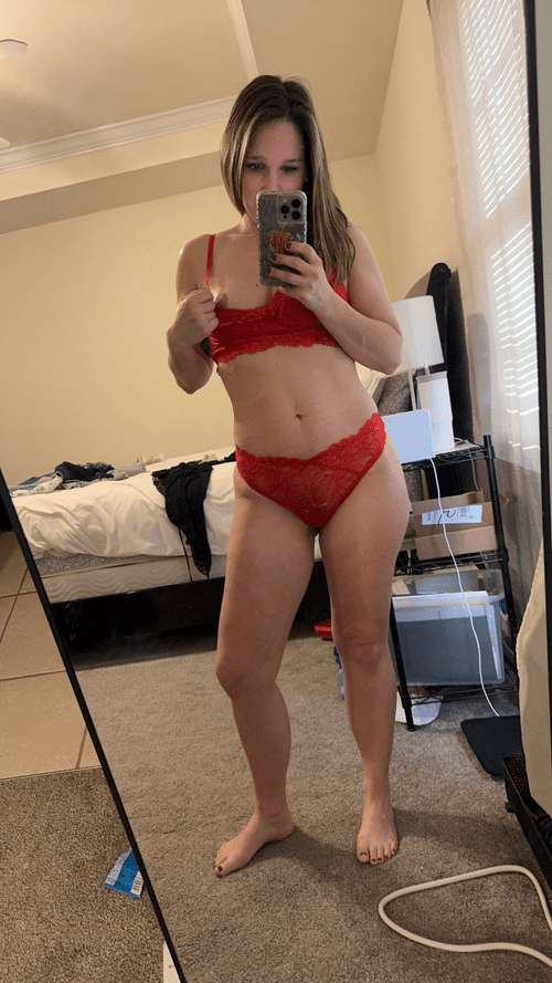 Ready for some fun on Friday with this milf