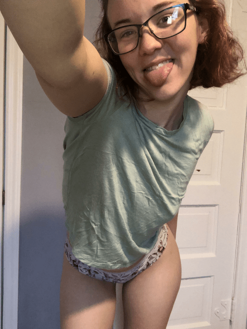 Nerdy girls are the cutest?
