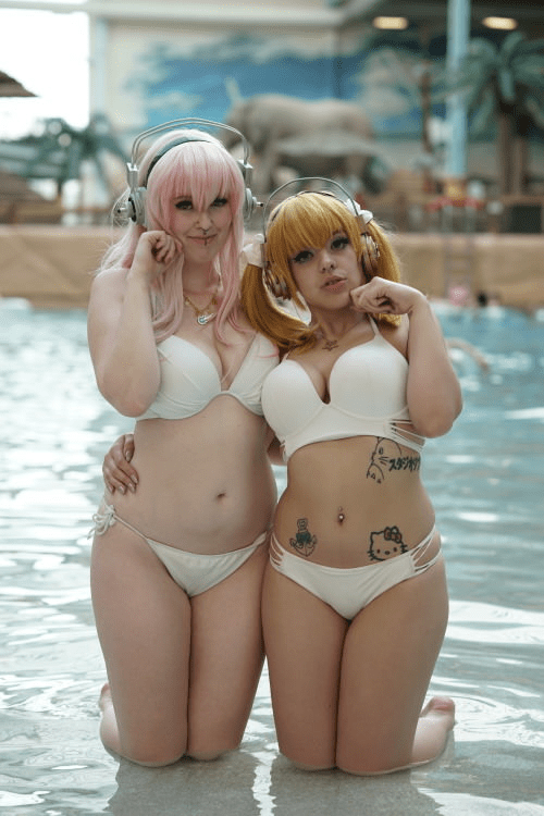 Curvy Cosplayers