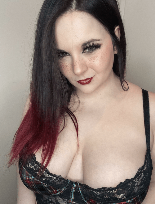 30 year old mom with milk filled tits